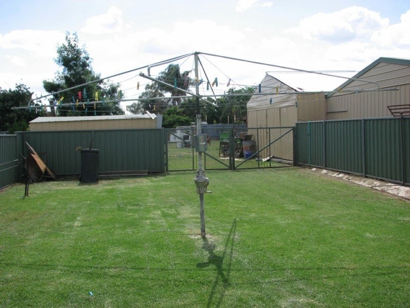 50 South Gloucester Street, Forbes NSW 2871