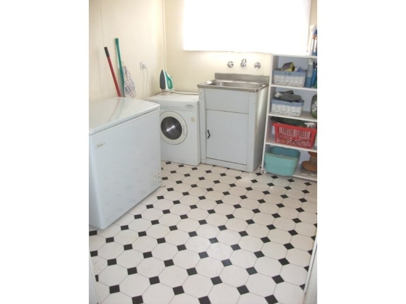 110 Parkes Road, Condobolin NSW 2877