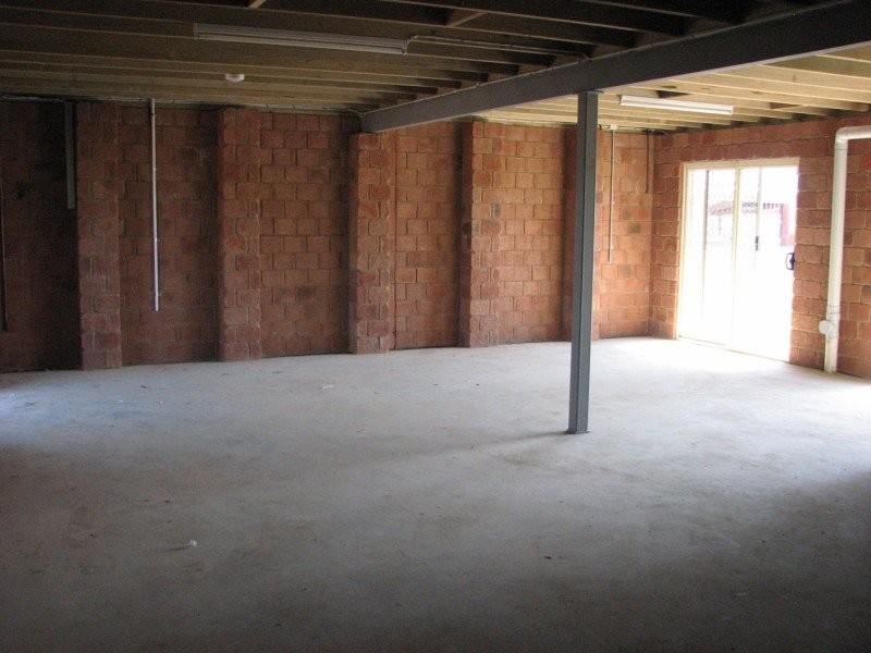 4 Thelma Street, Forbes NSW 2871