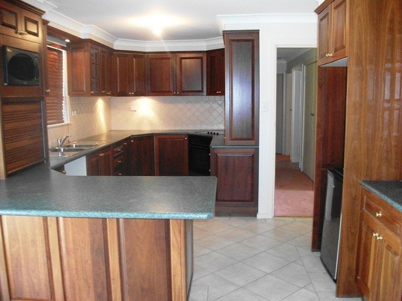 2 Adams Ave, Condobolin NSW 2877