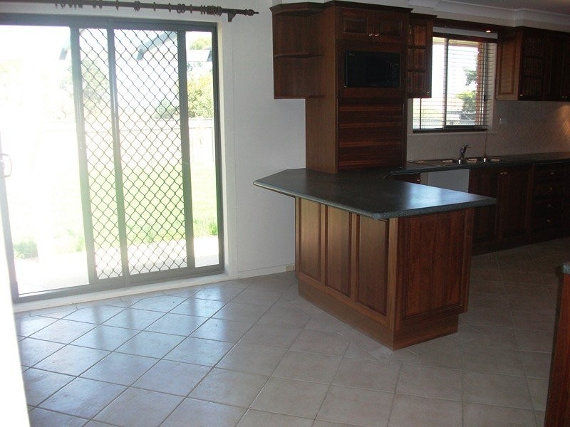 2 Adams Ave, Condobolin NSW 2877