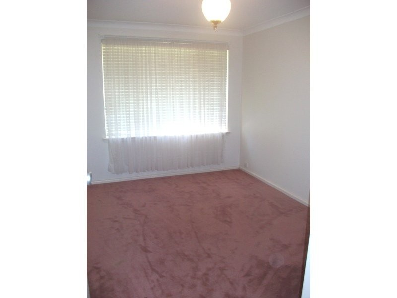 2 Adams Ave, Condobolin NSW 2877