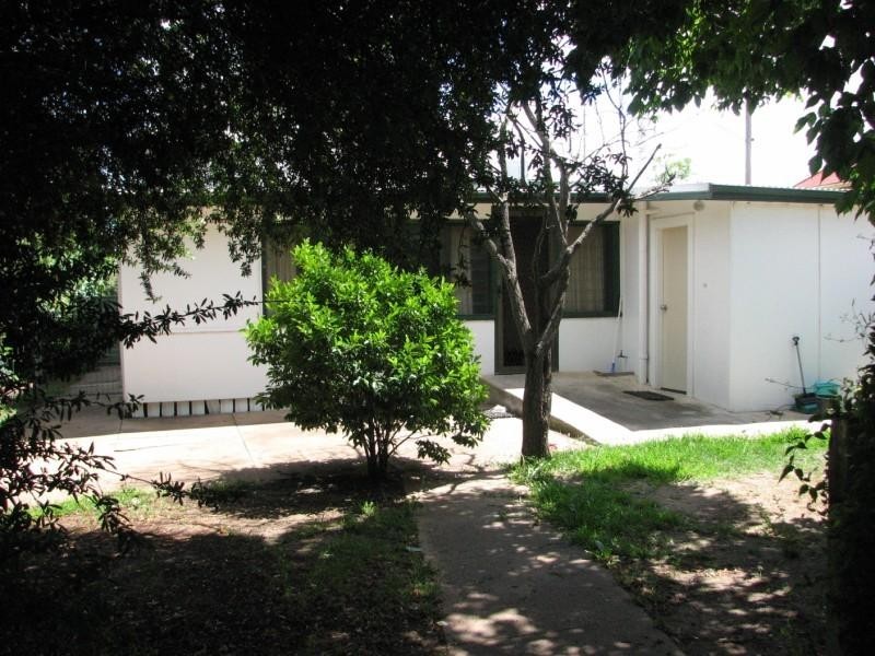 60 Templar Street, Forbes NSW 2871