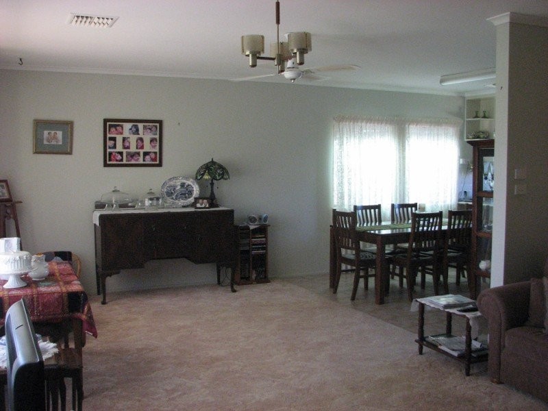 40 McDonnell Street, Forbes NSW 2871