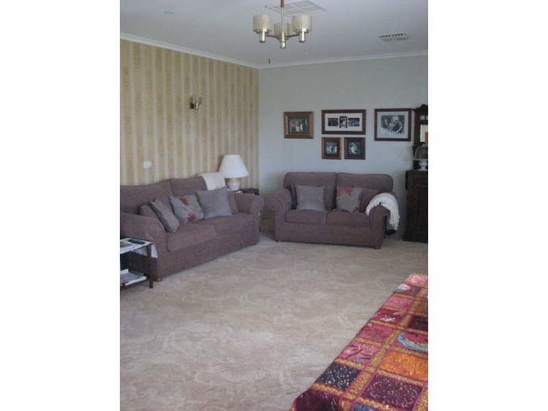 40 McDonnell Street, Forbes NSW 2871