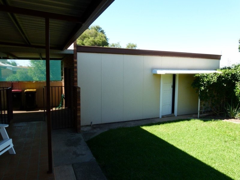 40 McDonnell Street, Forbes NSW 2871