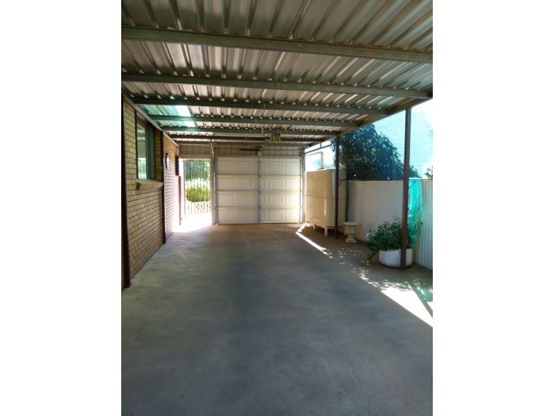 40 McDonnell Street, Forbes NSW 2871