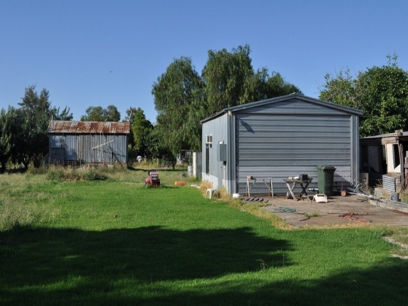 12 Oberon Street, Eugowra NSW 2806