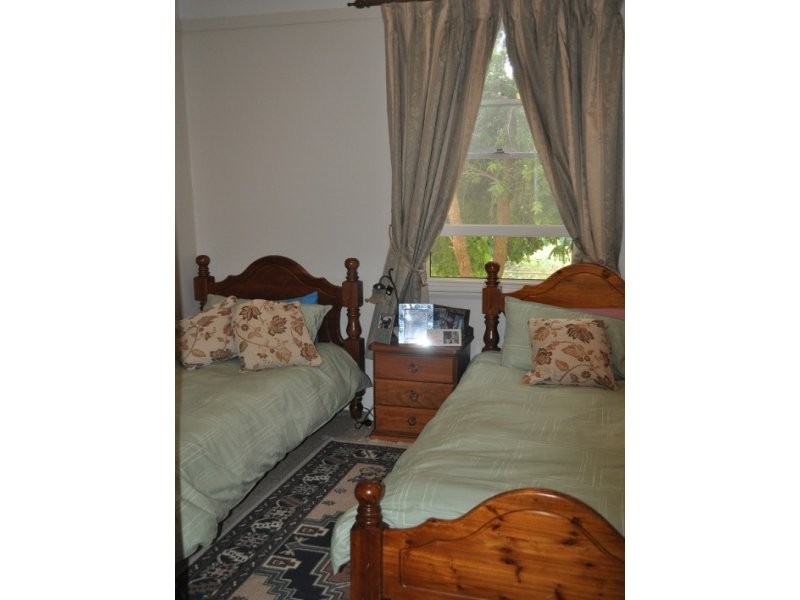 27 Pye Street, Eugowra NSW 2806