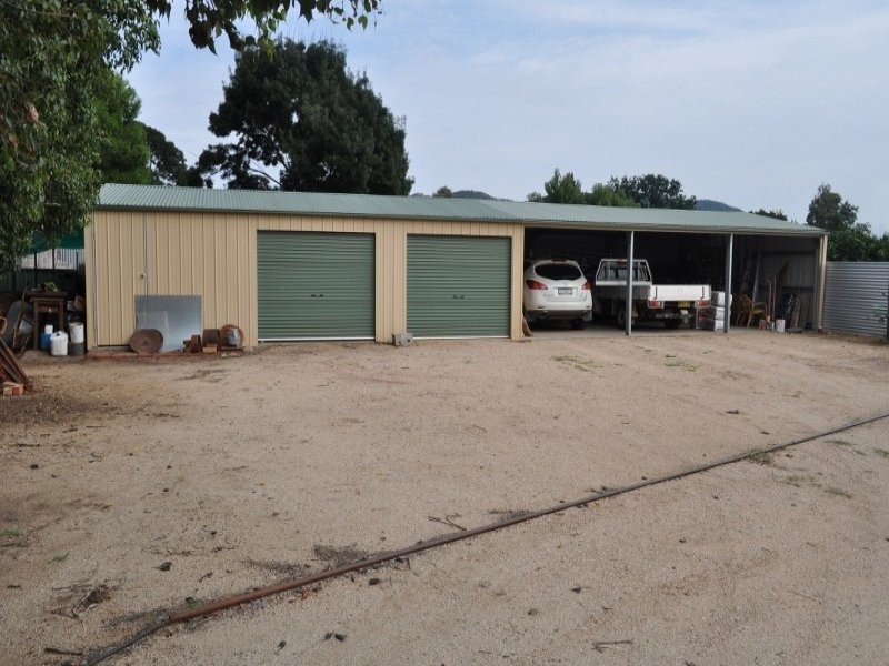 27 Pye Street, Eugowra NSW 2806