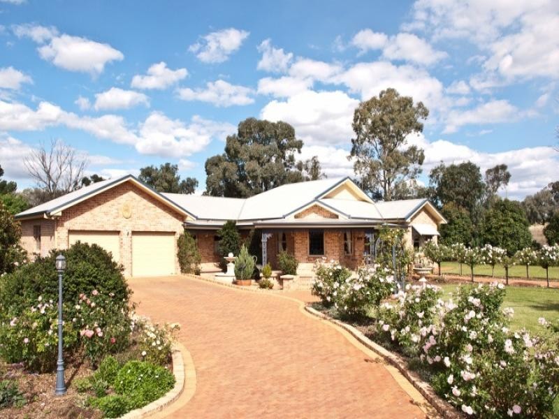 113A Calarie Road, Forbes NSW 2871