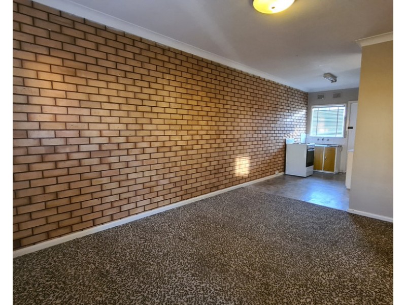 2/15 Boazman, Parkes NSW 2870