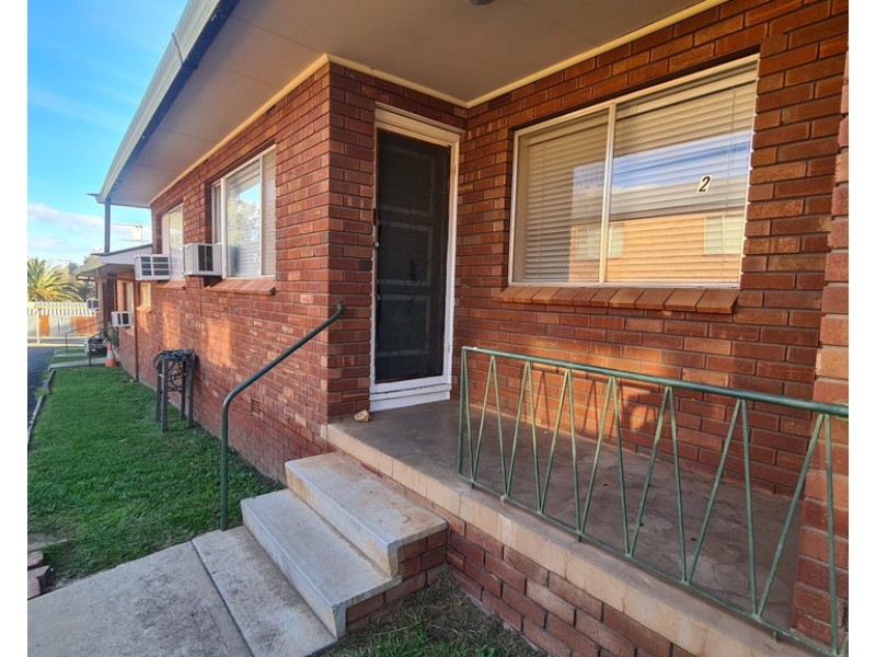 2/15 Boazman, Parkes NSW 2870