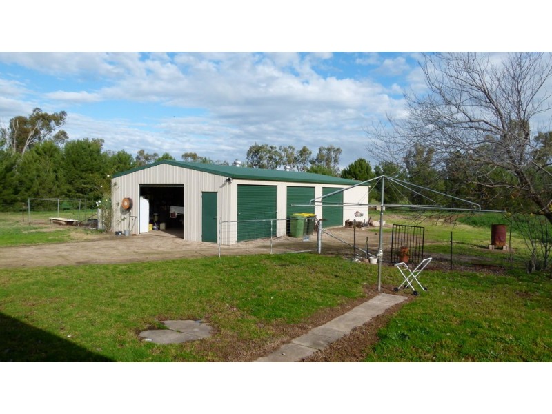 10585 The Escort Way, Forbes NSW 2871