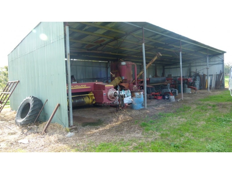 10585 The Escort Way, Forbes NSW 2871