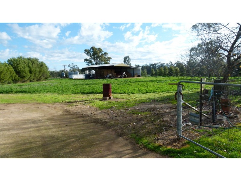 10585 The Escort Way, Forbes NSW 2871