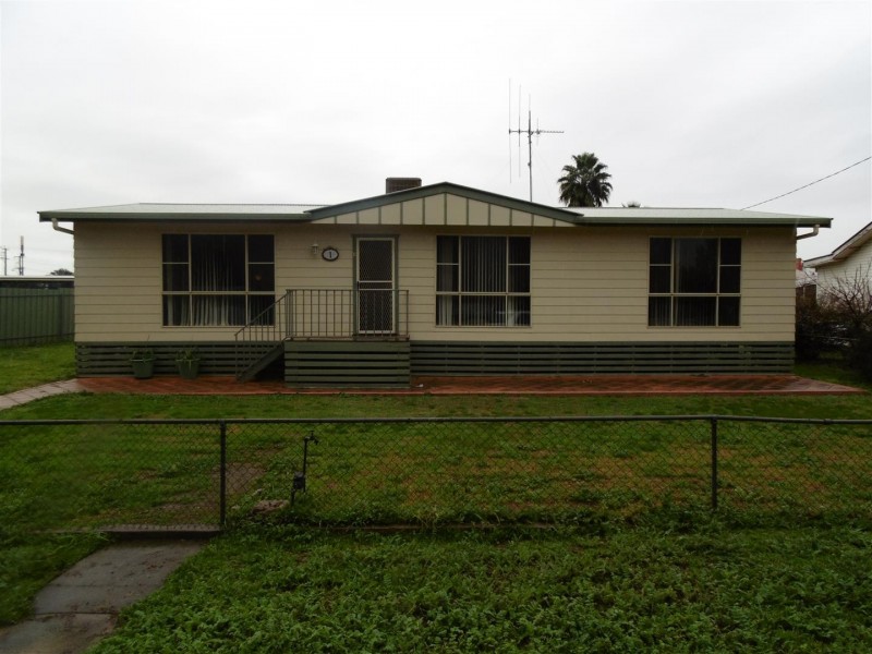 1 Austral Street, Parkes NSW 2870