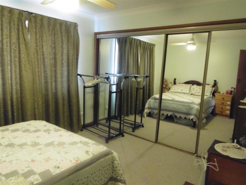 22 Middleton Street, Parkes NSW 2870