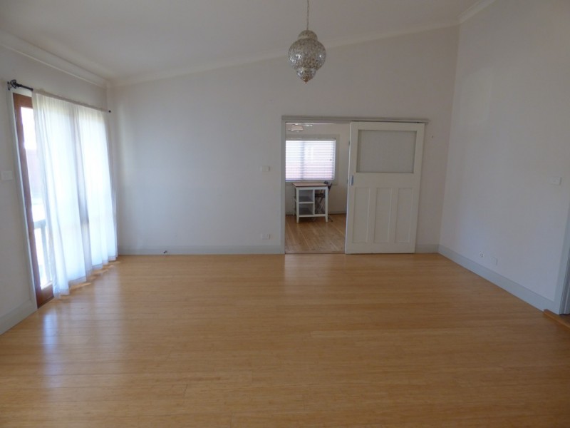 21 Johnson Street, Forbes NSW 2871