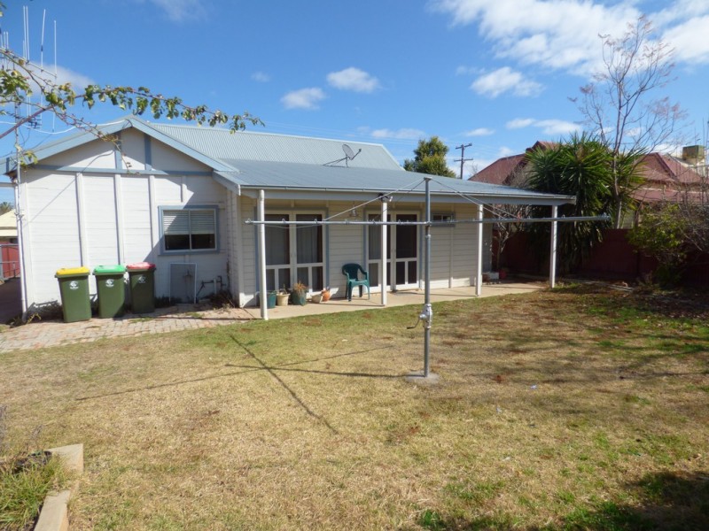 21 Johnson Street, Forbes NSW 2871