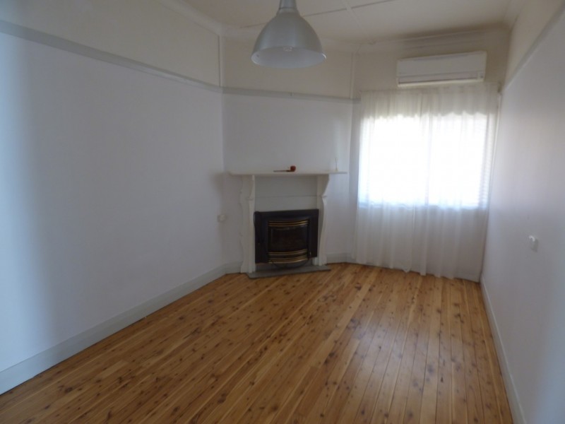 21 Johnson Street, Forbes NSW 2871