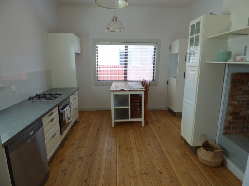 21 Johnson Street, Forbes NSW 2871