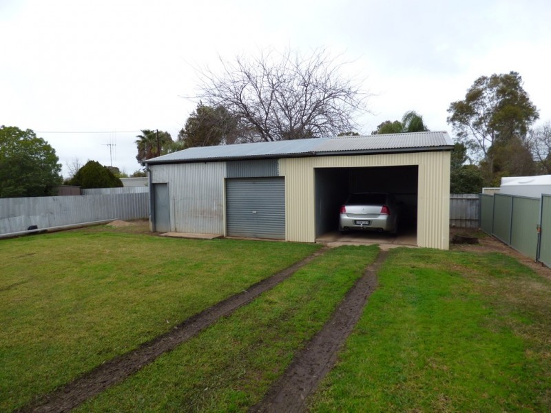 27 Quarry Road, Forbes NSW 2871