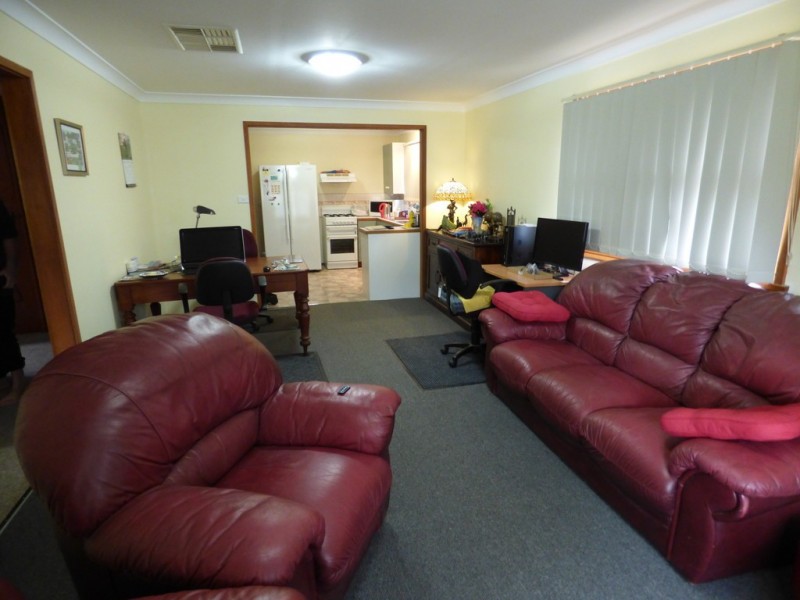 27 Quarry Road, Forbes NSW 2871