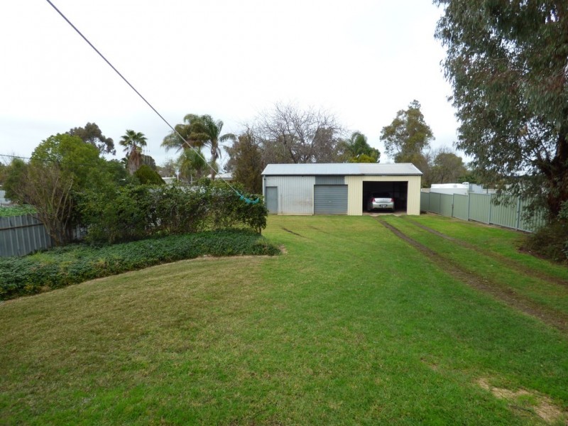 27 Quarry Road, Forbes NSW 2871