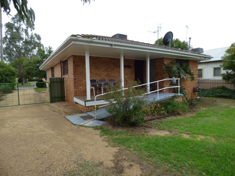 27 Quarry Road, Forbes NSW 2871