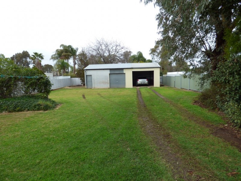 27 Quarry Road, Forbes NSW 2871
