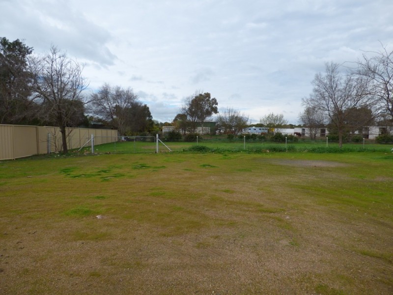 19A Reymond Street, Forbes NSW 2871