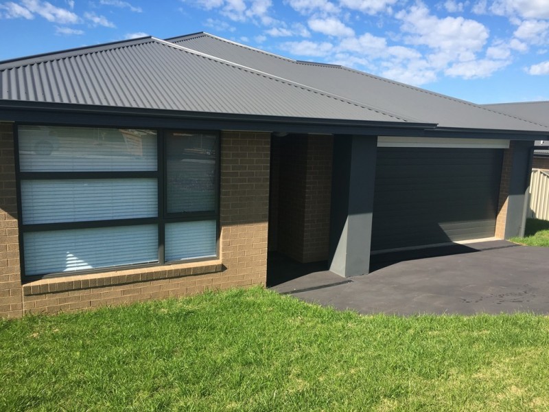 18 Rosewood Avenue, Parkes NSW 2870