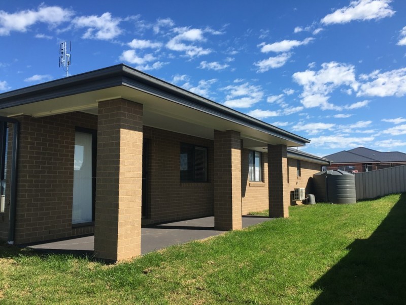 18 Rosewood Avenue, Parkes NSW 2870