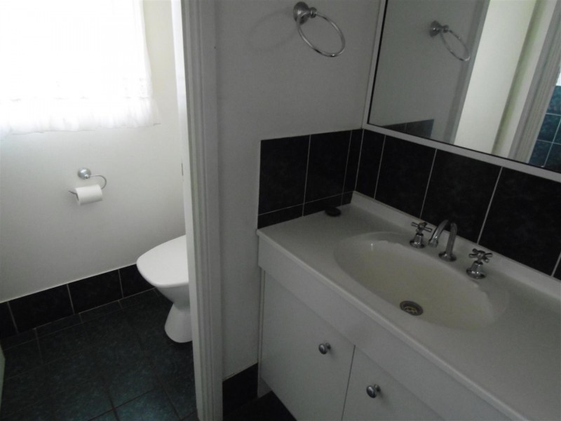 23 Flinders Street, Parkes NSW 2870