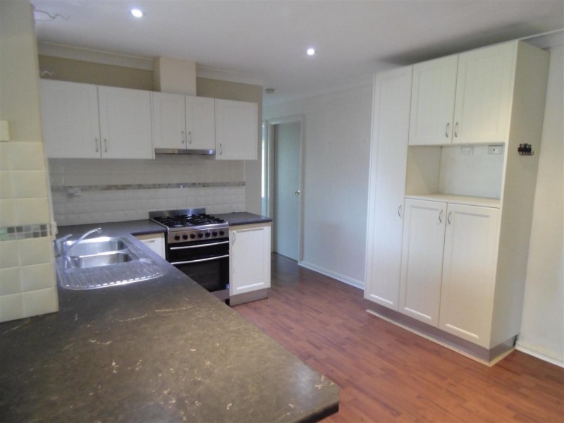 23 Flinders Street, Parkes NSW 2870