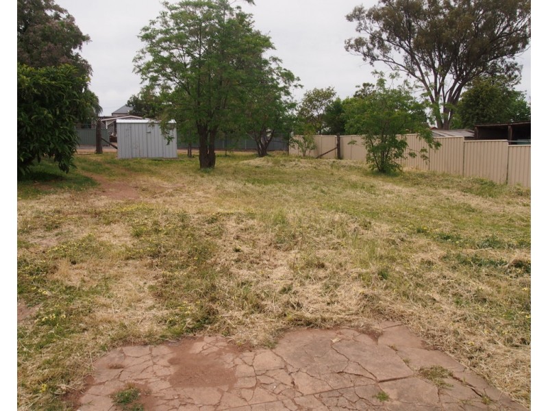 13 Napier Street, Condobolin NSW 2877