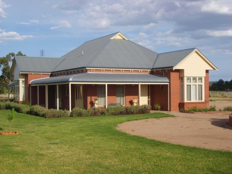 135 Nash Street, Parkes NSW 2870