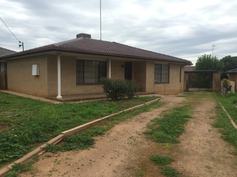 22 Brolgan Road, Parkes NSW 2870