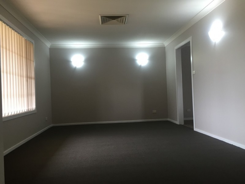 22 Brolgan Road, Parkes NSW 2870