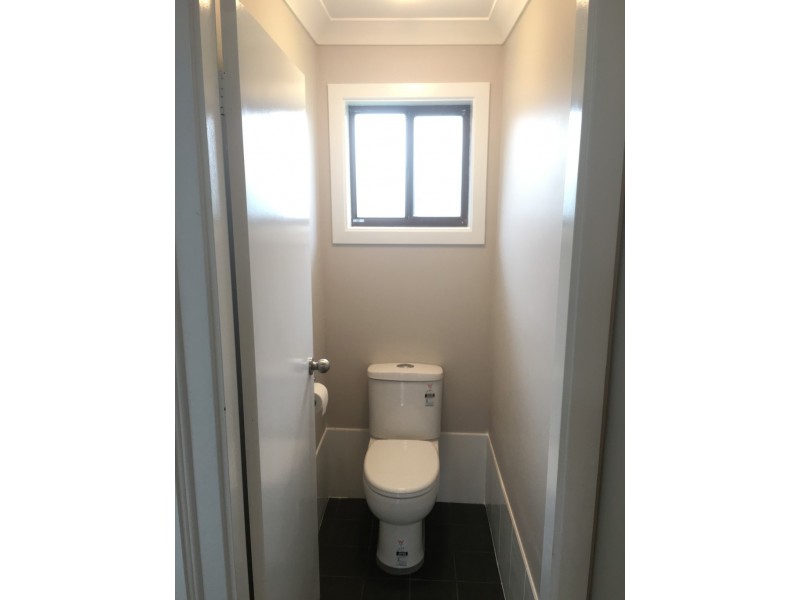 22 Brolgan Road, Parkes NSW 2870