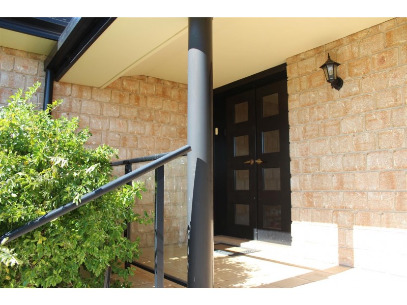 19 Alder Avenue, Parkes NSW 2870