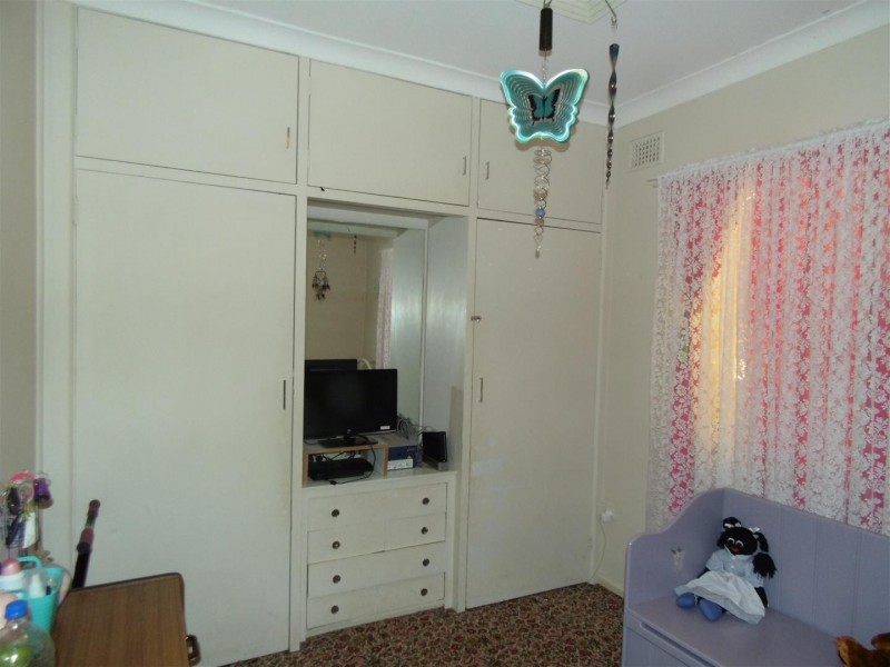 50 Brolgan Road, Parkes NSW 2870