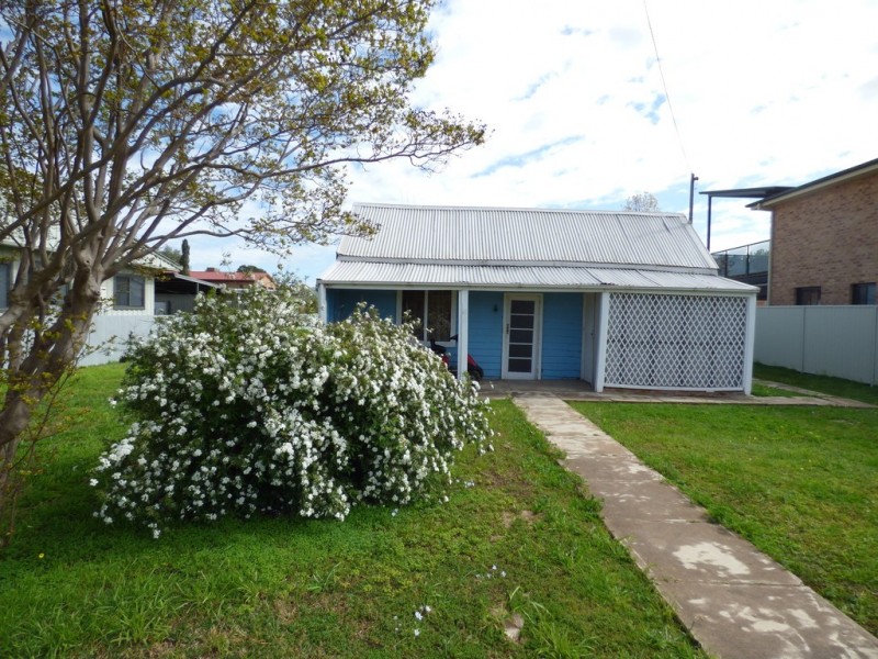 69 Farrand Street, Forbes NSW 2871