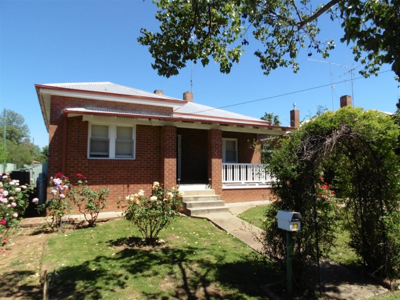 10 Coleman Road, Parkes NSW 2870