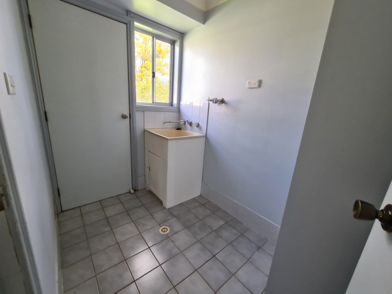 3 George Field Drive, Parkes NSW 2870