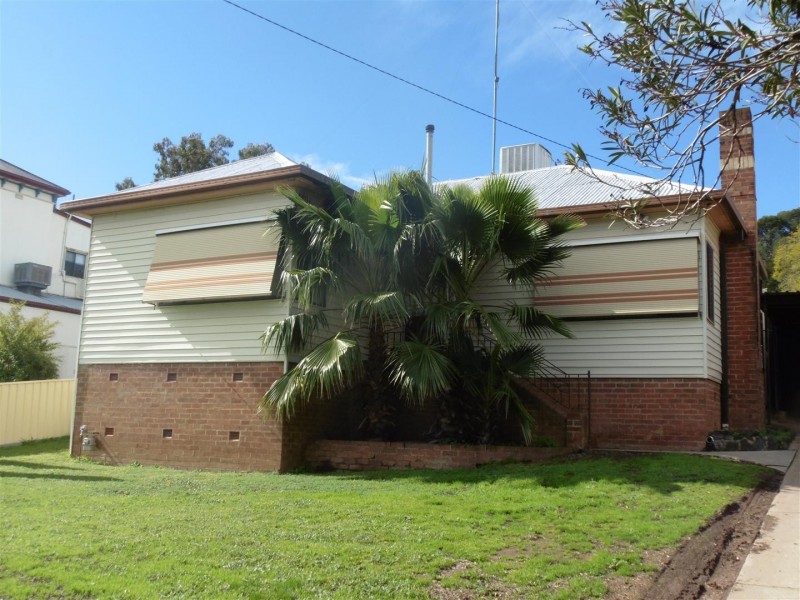 39 Hill Street, Parkes NSW 2870
