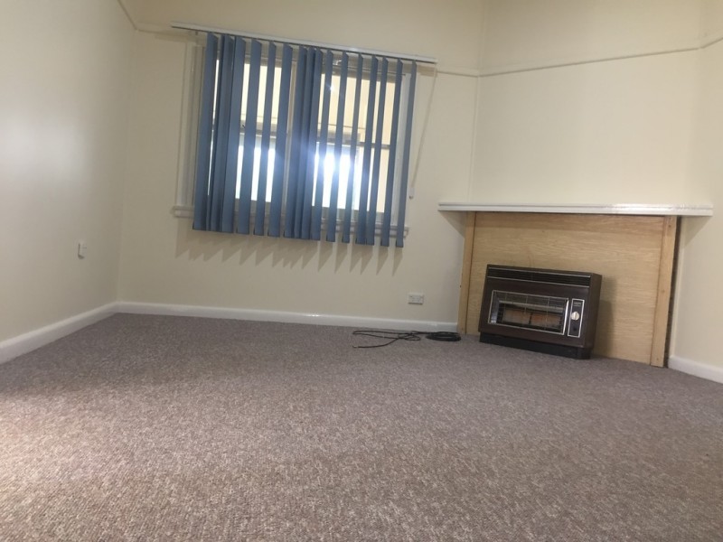 25 Clarinda Street, Parkes NSW 2870