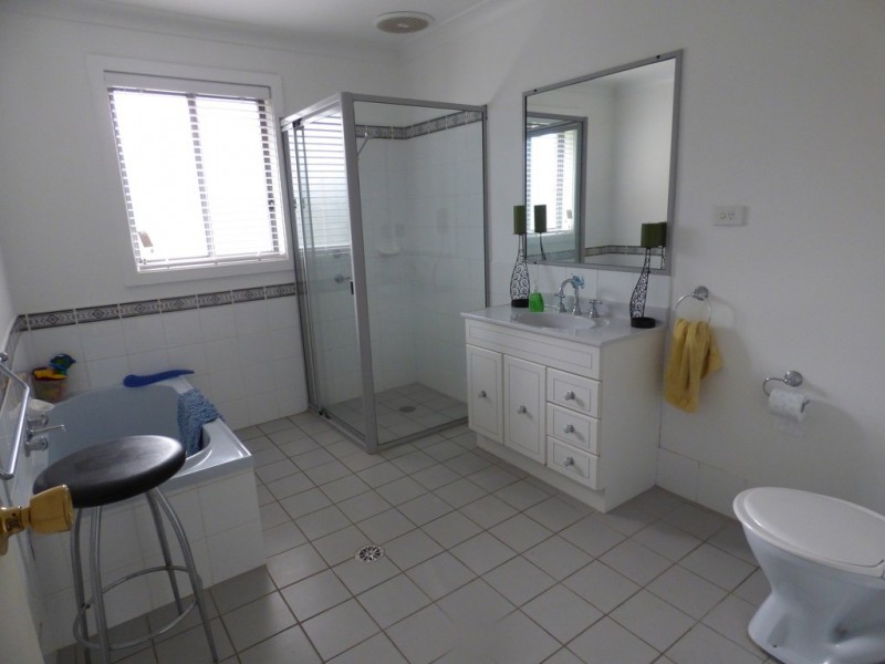 12 Jacaranda Street, Forbes NSW 2871