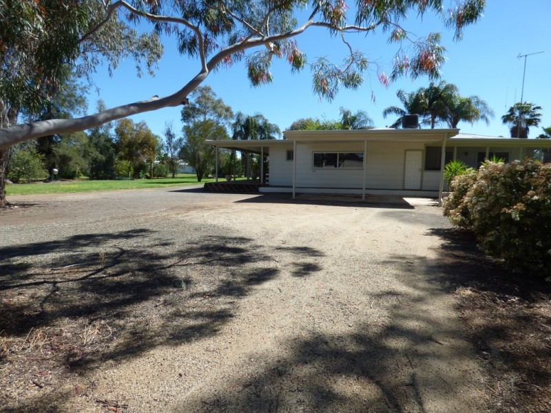 59 York Street, Forbes NSW 2871